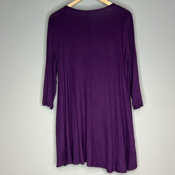 PURPLE RAYON CRISSCROSS V-NECK 3/4 SLEEVE XL FLOWY BLOUSE - Picture 2 of 8